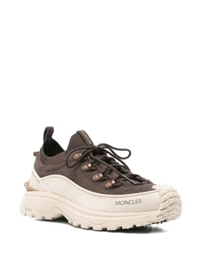 Moncler Sneakers Trailgrip Lite3 En Nubuck Et Daim In Brown