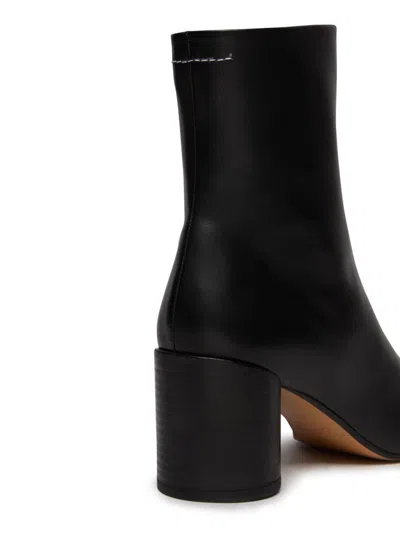 Mm6 Maison Margiela Round Toe Leather Ankle Boots With Seam Detailing In Black