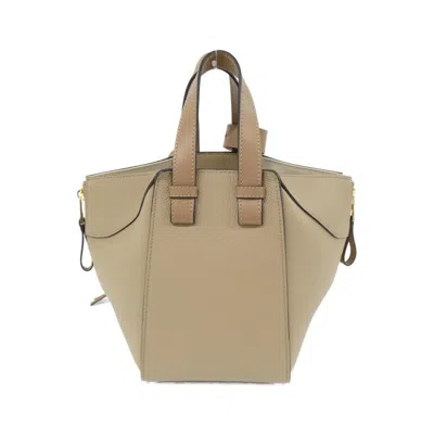 Pre-owned Loewe Sand Leather Shoulder Bag ()