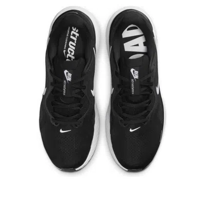Nike Structure 26 Running Shoe In Black
