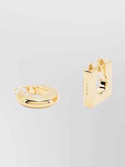 Jacquemus Les Boucles Rond Carre Earrings In Gold