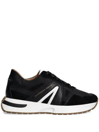 拼接系带运动鞋