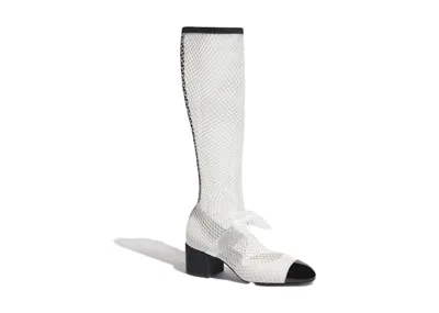 Pre-owned Chanel Women's  Resille 55mm Knee High Mary Janes Patent Calfskin Sneakers In White/black In Multi