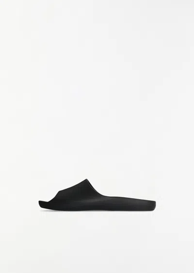 The Row Ama Slipon In Rubber In Black