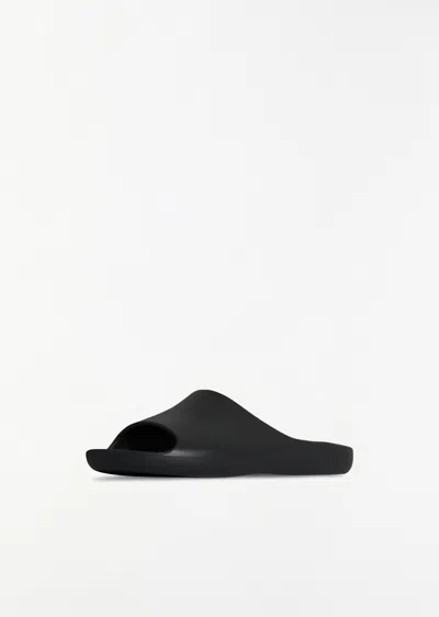 The Row Ama Slipon In Rubber In Black