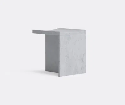 Mcgannon Saad Seating White Uni In White