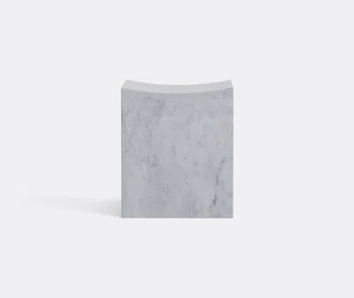 Mcgannon Saad Seating White Uni In White