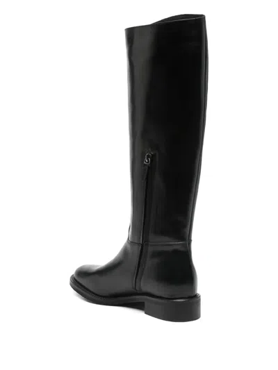 Julie Dee Low Heels Boots In Black Leather In Black