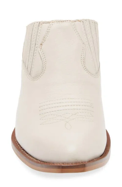 Frye Sacha Mule In White