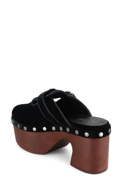 Zigi Macarena Platform Clog In Black