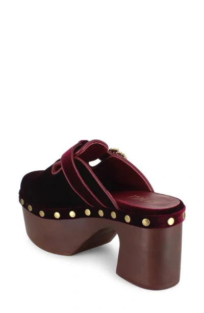 Zigi Macarena Platform Clog In Red
