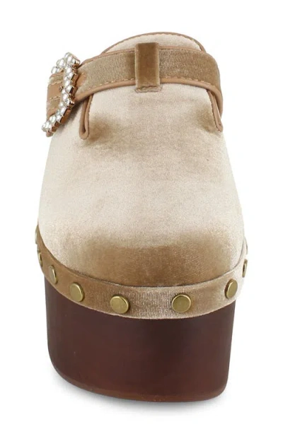 Zigi Macarena Platform Clog In Brown