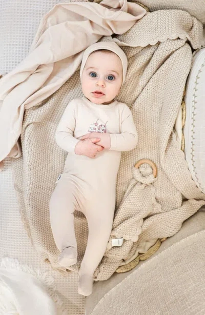 Maniere Manière Whimsy Wheelbarrow Footie & Hat Set In Neutral