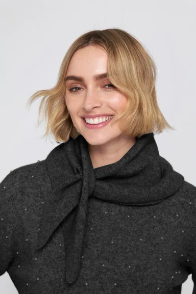 Elle Collection Sweater Scarf In Black