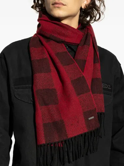 Dsquared2 Checked Fringed Scarf In Red