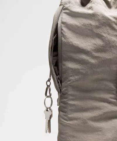 Lululemon 2-in-1 Convertible Backpack 21l