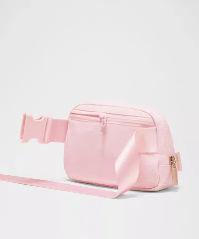 Lululemon Everywhere Belt Bag With Long Strap 1l