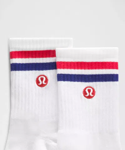 Lululemon Unisex Daily Essential Quarter Socks