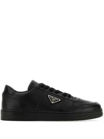 Prada Side Triangular Logo Low-cut Laced Casual Sneakers In Nero