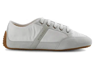 Pre-owned Givenchy Men's  Slim Sneaker Sneakers In White