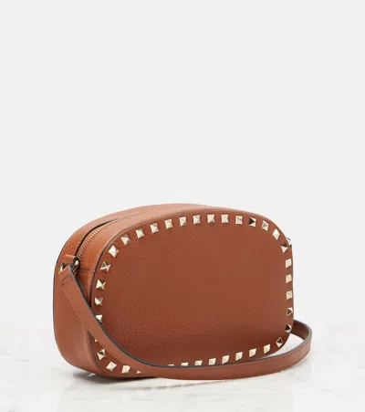 Valentino Garavani Rockstud Small Leather Shoulder Bag In Brown
