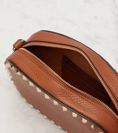 Valentino Garavani Rockstud Small Leather Shoulder Bag In Brown