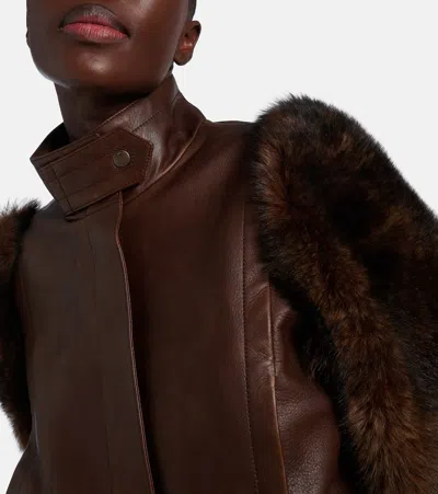 羊毛皮边饰短款皮革夹克