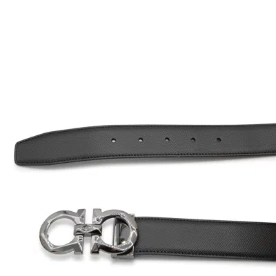 Ferragamo Black Leather Gancini Belt In Red