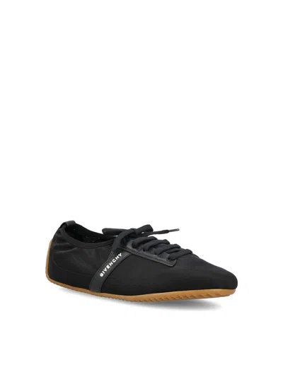 Givenchy Slim Leather-trimmed Sneakers In Black