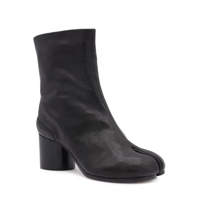 Maison Margiela Black Leather Tabi Boots In Black