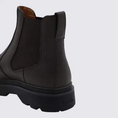 Tod's Chunky Sole Leather Ankle Boots With Elastic Panels