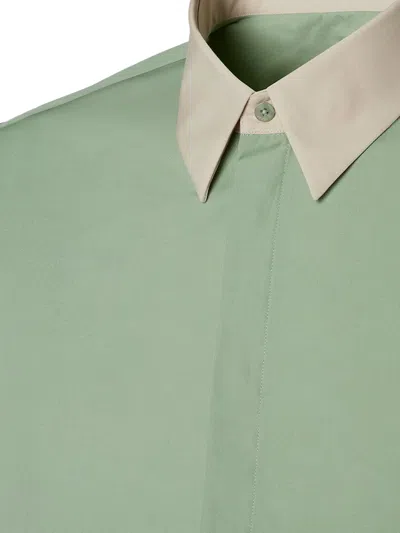 Fendi Contrast-collar Logo-embroidered Shirt In Green