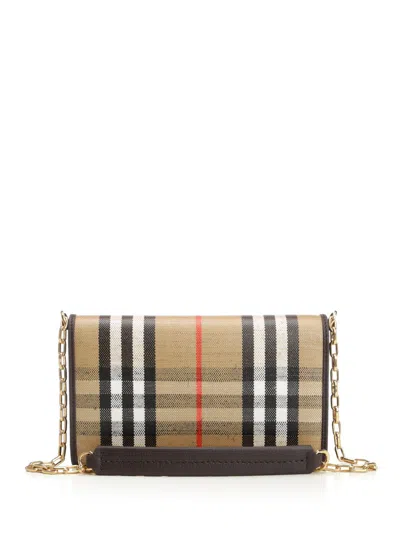 Burberry Highlands Wallet Clutches Beige