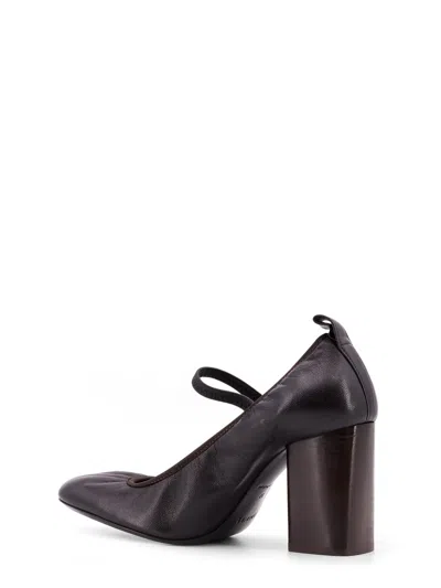 Lemaire 85 Mary Jane Leather Pumps In Brown