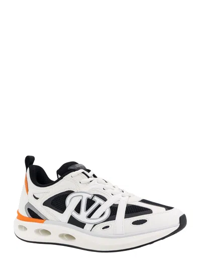 Valentino Low Top Vlogo Easyjog Sneakers In White