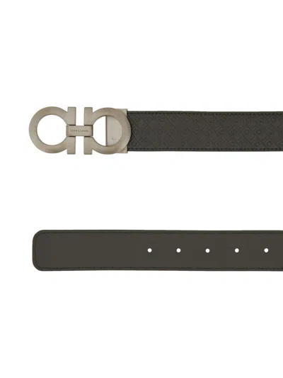 Ferragamo Adjustable Textured Leather Belt In Black