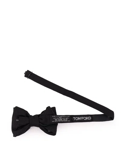 Tom Ford Adjustable Silk Bow Tie With Textured Fabric In Black