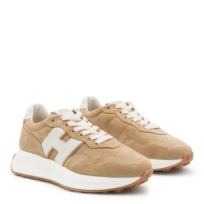 Hogan Low Top Sneakers With Rubber Sole And Suede Upper In Nude