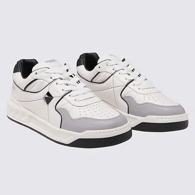 Valentino Garavani White And Grey Leather Low Top One Stud Sneakers