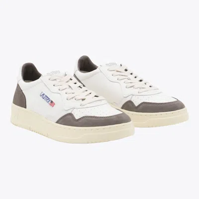 Autry 'medalist Low' White Low Top Sneakers With Side Logo Detail In Leather And Suede Man In White