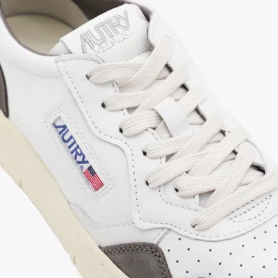 Autry 'medalist Low' White Low Top Sneakers With Side Logo Detail In Leather And Suede Man In White