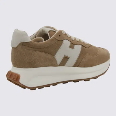 Hogan Low Top Sneakers With Rubber Sole And Suede Upper In Nude