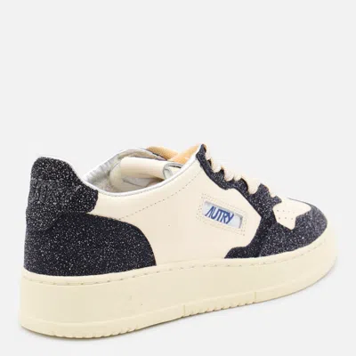 Autry Beige And Blue Leather Medalist Low Sneakers