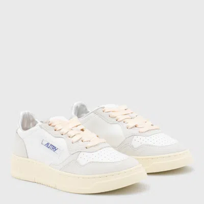 Autry Medalist Sneakers In Leather With Suede Inserts