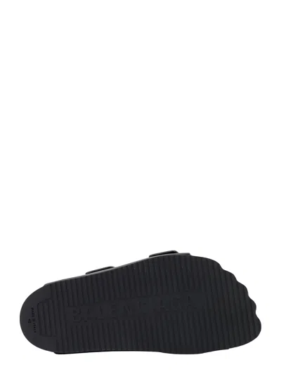 Balenciaga Smooth Leather Sunday Slides For A Chic