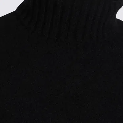 Piacenza Cashmere Turtleneck Cashmere-silk Blend Sweater In Black