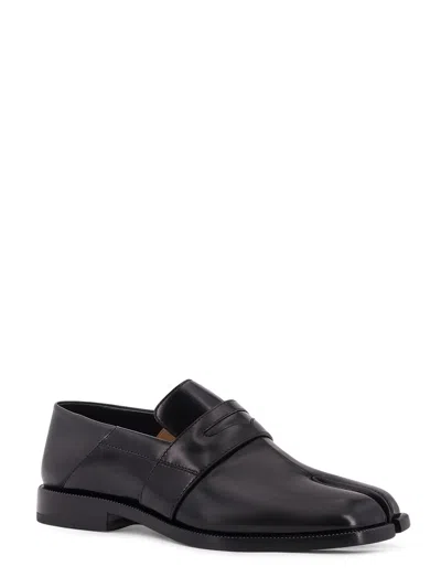 Maison Margiela Split Toe Leather Loafers With Iconic Design In Black