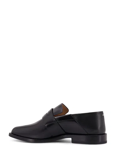 Maison Margiela Split Toe Leather Loafers With Iconic Design In Black