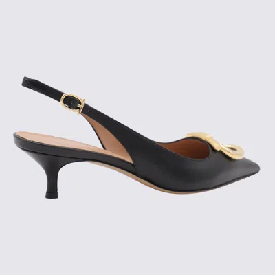 Ferragamo Sara 40 Maxi Gancini Slingback Pumps In Black