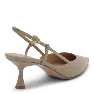 Gianvito Rossi With Heel Sand
